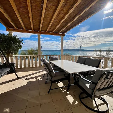 Prima Villa