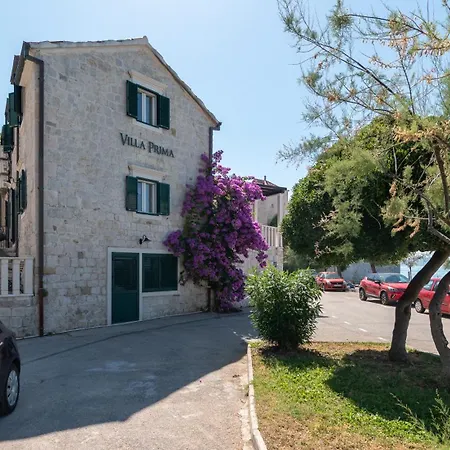 Prima * Kastela
